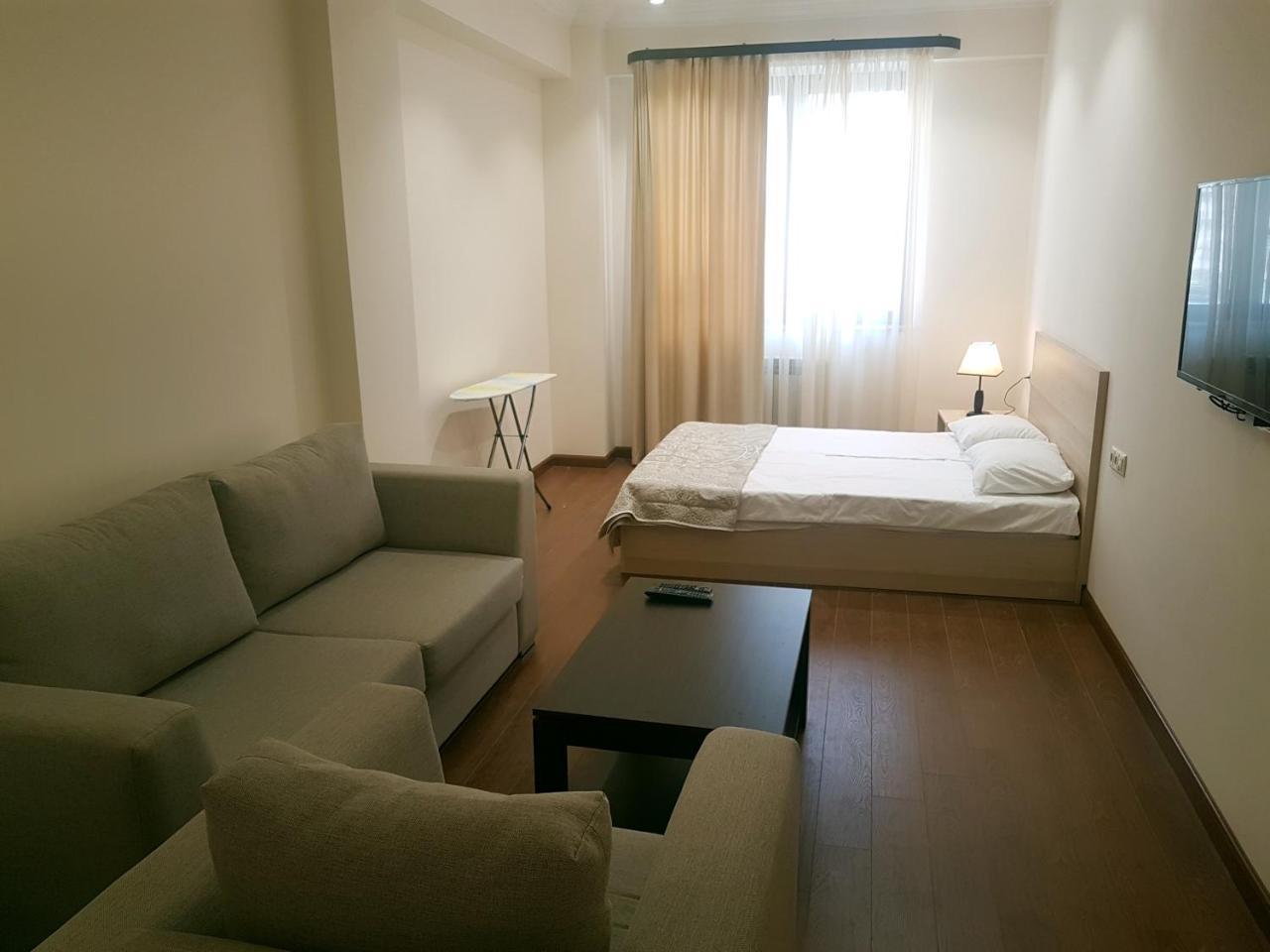M&N Apartments Yerevan Exterior foto
